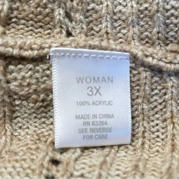 Westport 1962 tan sweater. Size 3X lovely at brunch, on the beach, or at dinner - Picture 6 of 7